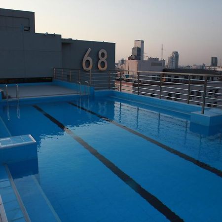 Bangkok 68 Hotel Exterior photo