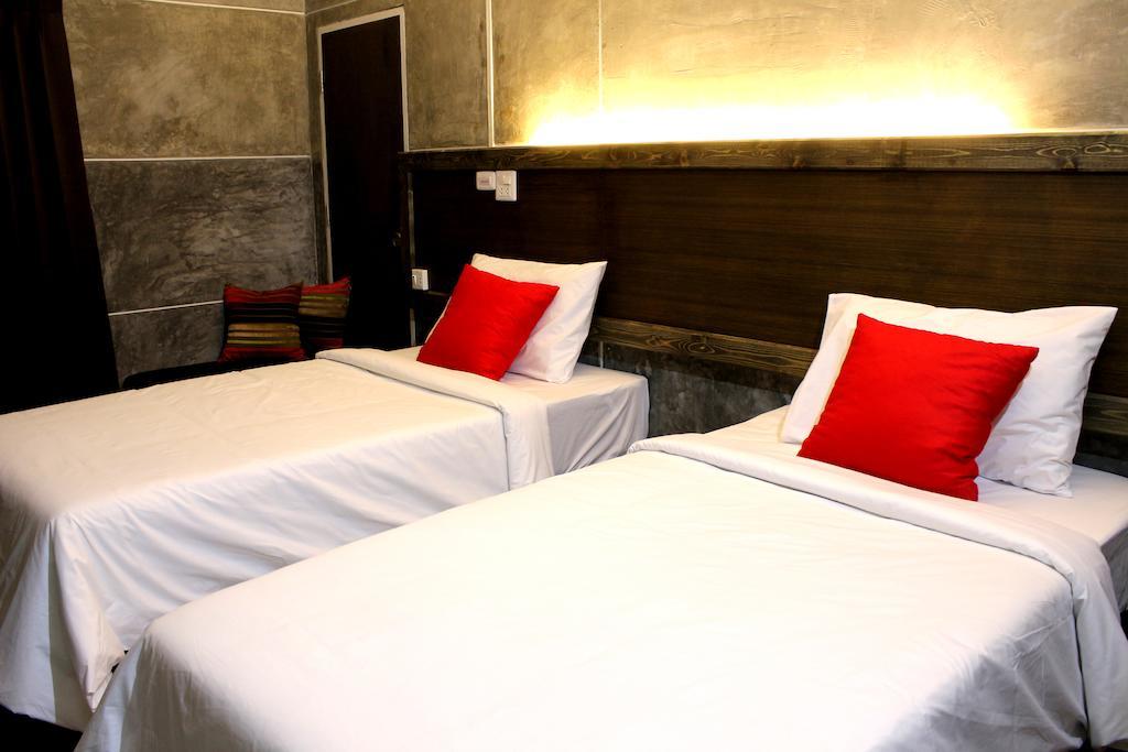 Bangkok 68 Hotel Room photo