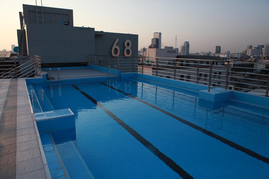 Bangkok 68 Hotel Exterior photo